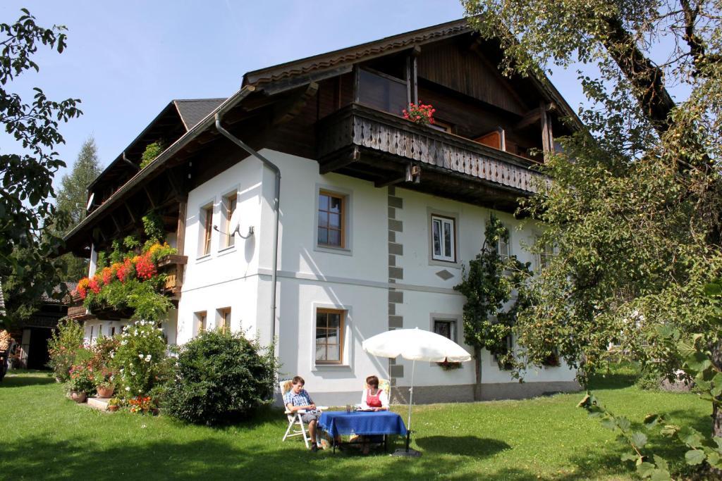 Zimmer Und Ferienwohnungen "Heidis Welt" Podlanig Hermagor-Pressegger See Buitenkant foto